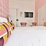 Studio Central Proche Vaugirard - II